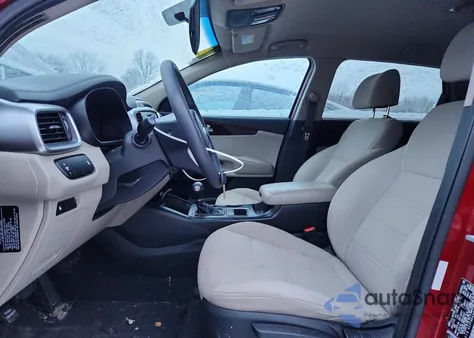 2017 Kia Sorento Lx z USA, uszkodzony, nr VIN 5XYPGDA39HG219314